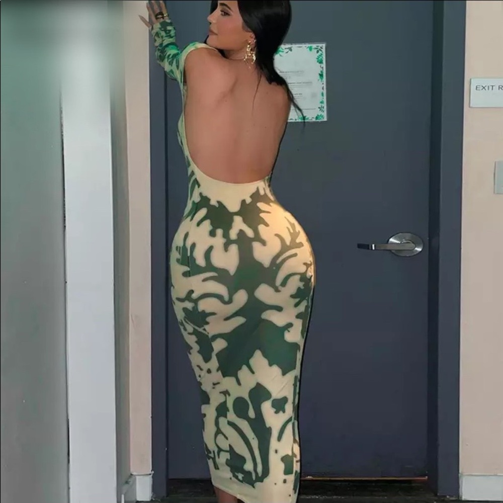 NEW soft sexy classy bodycon dress - Picture 4 of 5